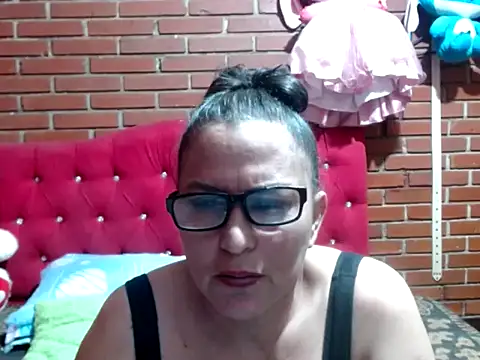 kristalmarelyn online show from 30, 5, 2026