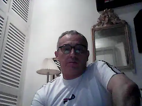 lalas1818 online show from 27, 7, 2026