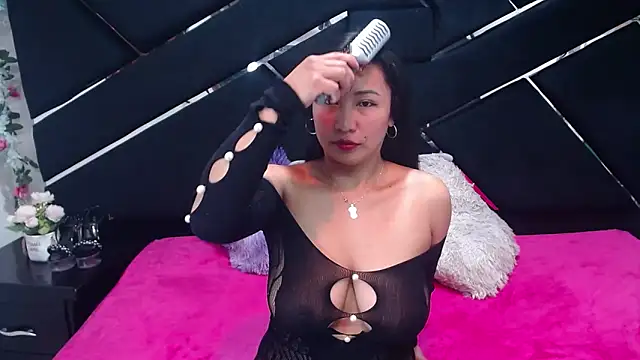SalmaSantos  online show from 6, 5, 2026