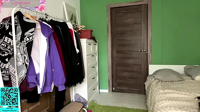 MadalynNosel online show from 27, 5, 2026