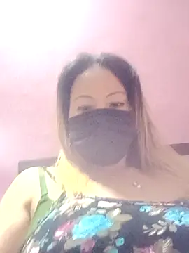 Bristy BigBoobs online show from 12, 4, 2026