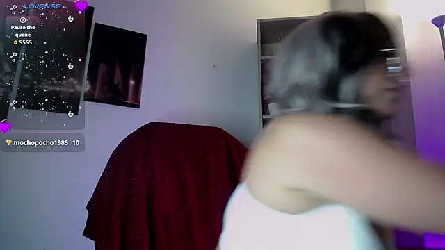 Snapshot of Saraa_love_ chatting on 8, 4, 2026 Saraa love online show from 8, 4, 2026