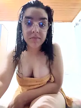 Snapshot of nellyanoni chatting on 8, 4, 2026 nellyanoni online show from 8, 4, 2026