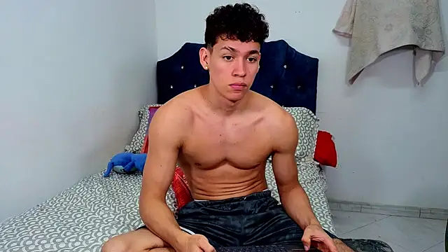 Snapshot of Myke_sexy chatting on 7, 4, 2026 Myke sexy online show from 7, 4, 2026