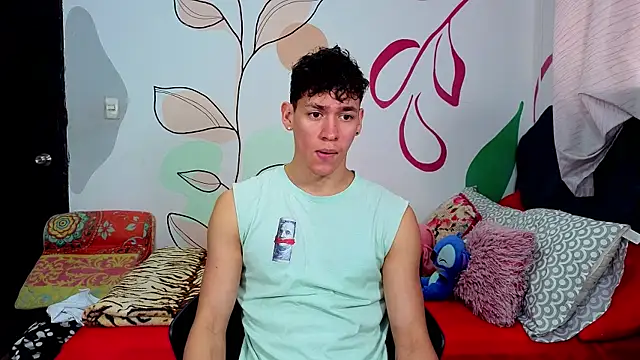 Snapshot of Myke_sexy chatting on 14, 4, 2026 Myke sexy online show from 14, 4, 2026