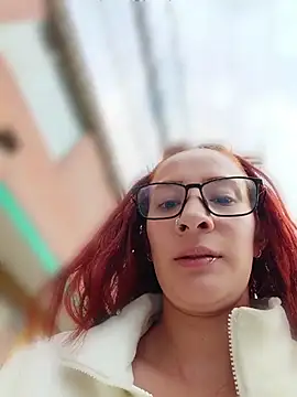 Samyra Biker12 online show from 11, 5, 2026