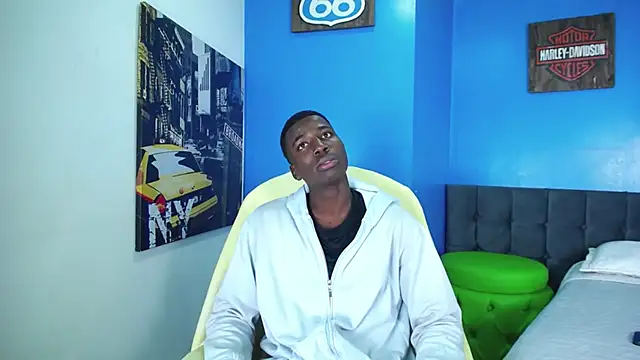 Snapshot of JeanDantte chatting on 11, 7, 2026 JeanDantte online show from 11, 7, 2026