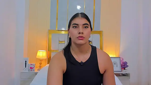 Snapshot of Alara_Keyy chatting on 24, 4, 2026 Alara Keyy online show from 24, 4, 2026