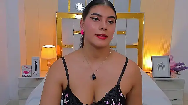Snapshot of Alara_Keyy chatting on 2, 7, 2026 Alara Keyy online show from 2, 7, 2026
