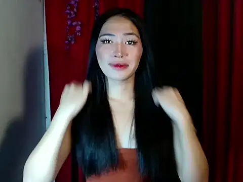 urasiankylie online show from 5, 4, 2026