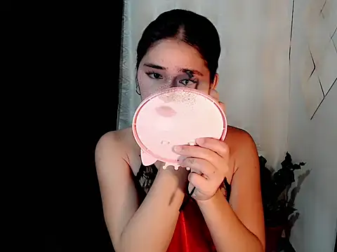 Snapshot of urasiankylie chatting on 7, 5, 2026 urasiankylie online show from 7, 5, 2026