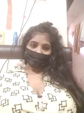 Snapshot of JiyaQueen26 chatting on 7, 4, 2026 JiyaQueen26 online show from 7, 4, 2026