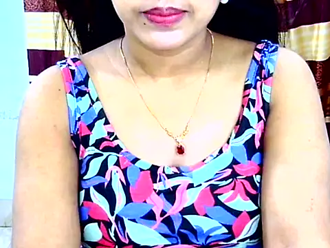 Noor Zarin online show from 16, 4, 2026