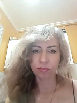 TaynaSecret online show from 27, 4, 2026