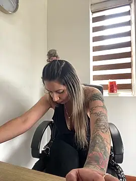 Isabella varella- online show from 29, 4, 2026