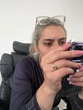 Isabella varella- online show from 12, 6, 2026