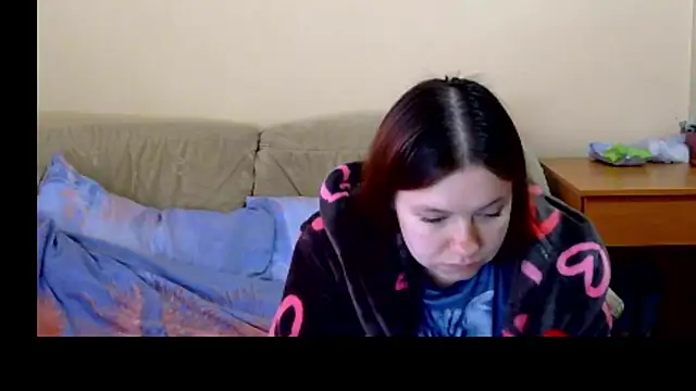 JessicaHolland1 online show from 13, 4, 2026