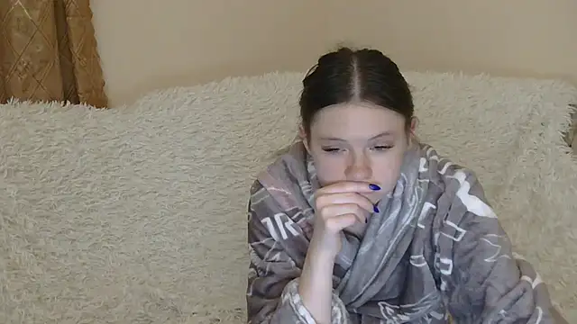 JessicaHolland1 online show from 8, 5, 2026