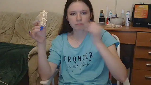 JessicaHolland1 online show from 9, 6, 2026