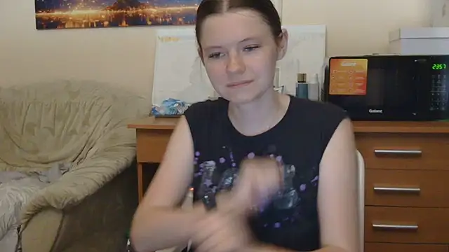 JessicaHolland1 online show from 23, 6, 2026