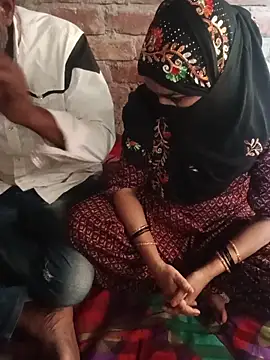 Secret Hotcouple online show from 8, 6, 2026