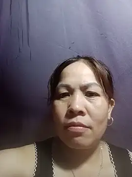 Snapshot of -Luni- chatting on 19, 5, 2026 -Luni- online show from 19, 5, 2026