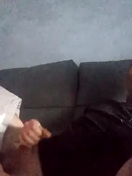 Snapshot of danko2979 chatting on 4, 4, 2026 danko2979 online show from 4, 4, 2026