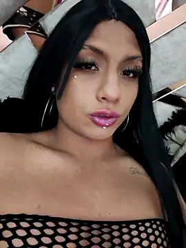 Laura D online show from 28, 4, 2026