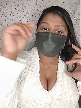 Snapshot of Romantic_Woman chatting on 22, 6, 2026 Romantic Woman online show from 22, 6, 2026