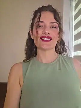 Snapshot of CelineBoyer_ chatting on 5, 7, 2026 CelineBoyer online show from 5, 7, 2026