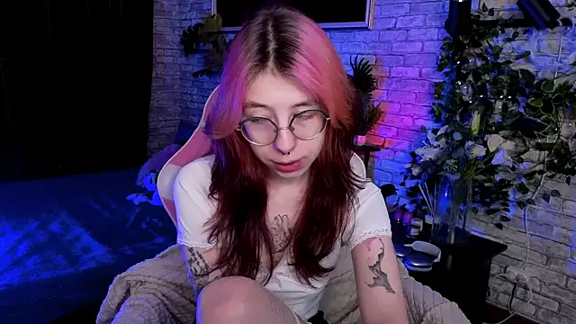 Alice Nyx online show from 24, 6, 2026