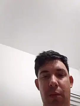 Roger1986  online show from 20, 4, 2026