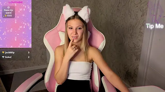 Angelina Becker online show from 22, 6, 2026
