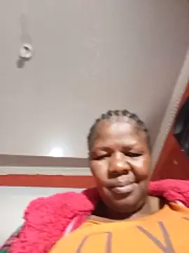 ZOELINKZ online show from 18, 6, 2026