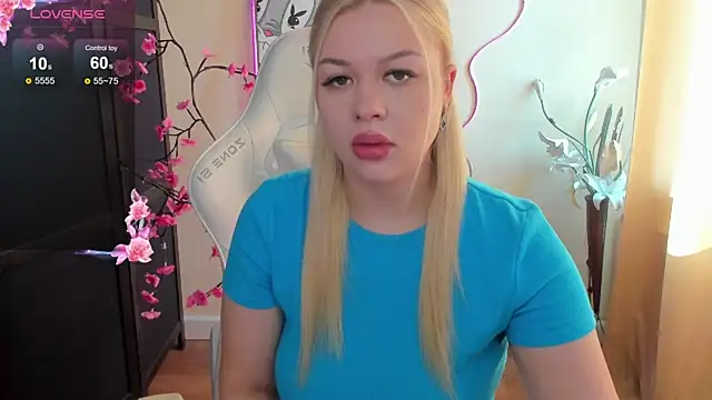 AmeliePeach online show from 16, 6, 2026