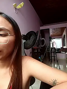 Leticia Hinkley  online show from 18, 4, 2026