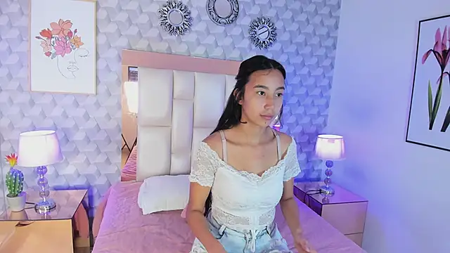 Amber Ashfang online show from 26, 4, 2026