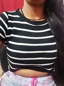 Snapshot of Husain_pari7 chatting on 25, 4, 2026 Husain pari7 online show from 25, 4, 2026
