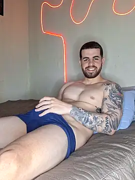 Snapshot of leoxxxgato chatting on 3, 6, 2026 leoxxxgato online show from 3, 6, 2026