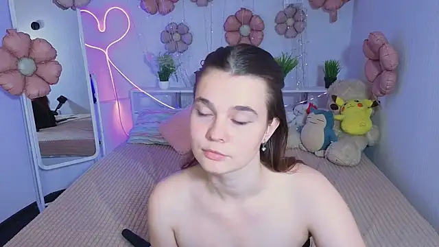 Kacey Love online show from 25, 7, 2026