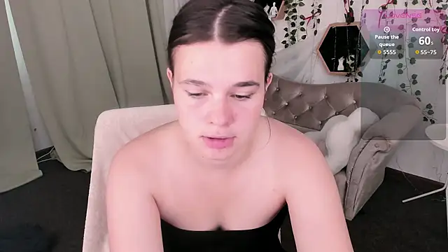 Kacey Love online show from 28, 7, 2026