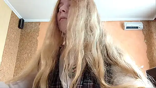 KateVibe 01 online show from 30, 6, 2026