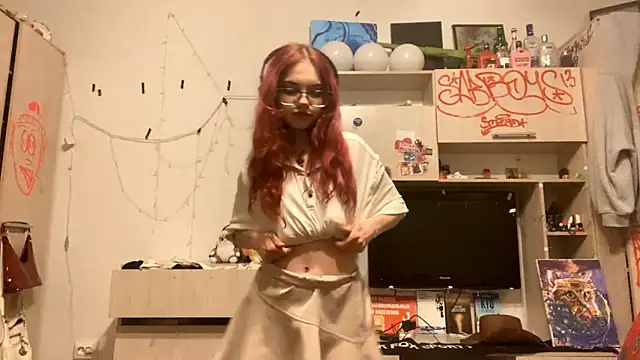 RedHeadCat online show from 8, 4, 2026