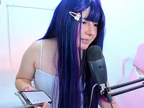 Snapshot of natsuki_star chatting on 13, 4, 2026 natsuki star online show from 13, 4, 2026