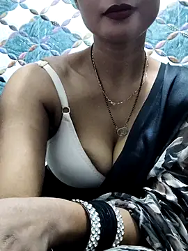 Neha lovers online show from 5, 4, 2026