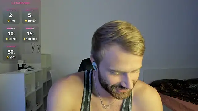 Snapshot of Paul_Rolex chatting on 15, 12, 2025 Paul Rolex online show from 15, 12, 2025