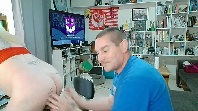 Snapshot of teddythebeer86 chatting on 4, 6, 2026 teddythebeer86 online show from 4, 6, 2026