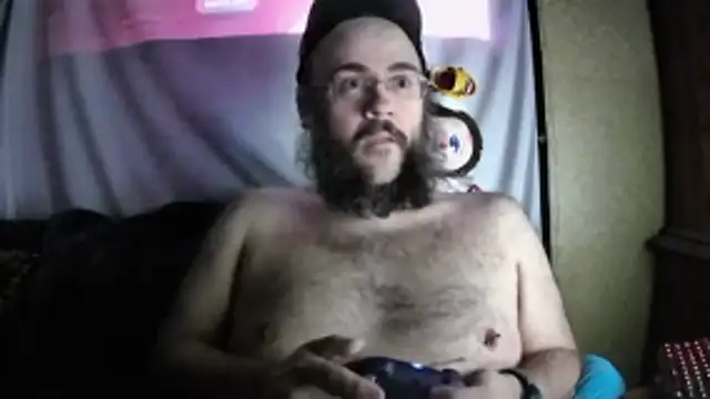 BriTheTopBear online show from 7, 4, 2026