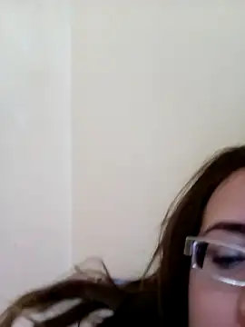 Nisrin ay online show from 14, 4, 2026