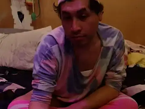 Snapshot of spiZZyToaT chatting on 7, 4, 2026 spiZZyToaT online show from 7, 4, 2026